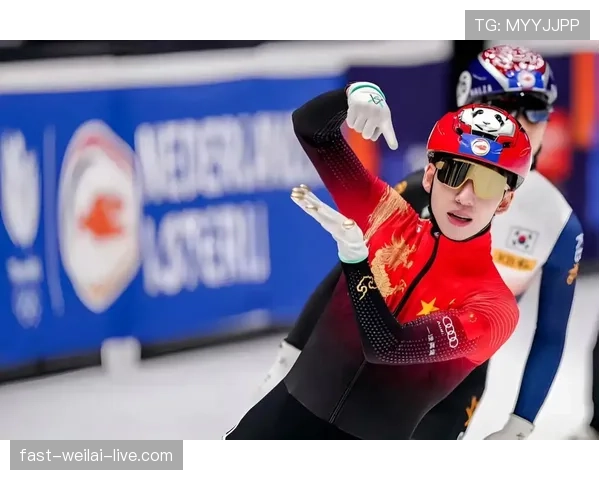 林孝埈居然下了赛场就成了大地主，这反差也太宠粉了吧！